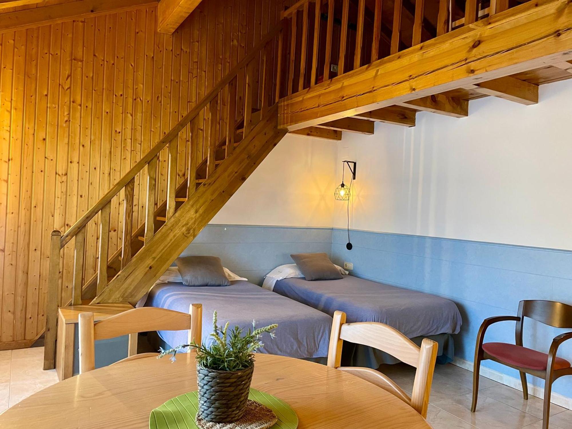 Aparthotel Les Corts Llivia Dış mekan fotoğraf